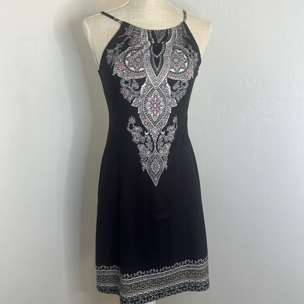 Size m asymmetrical design black midi dress